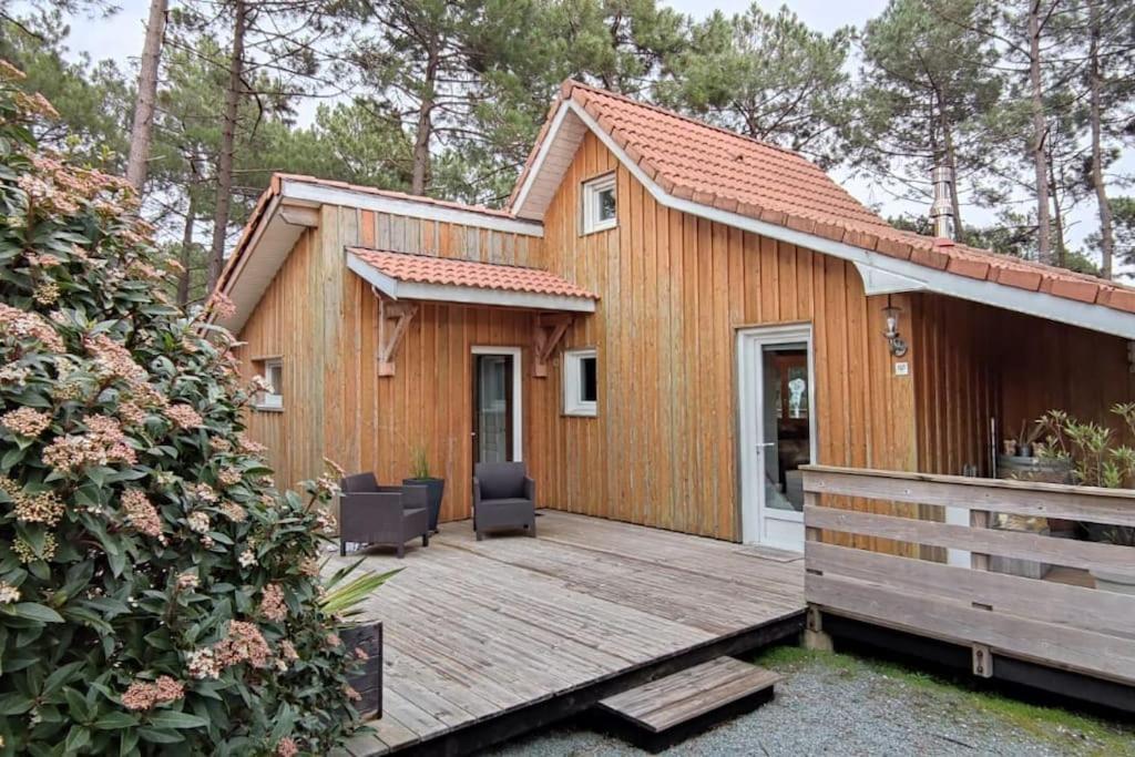 Chalet Du Bonheur - La Jenny Naturist Area เลอปอร์จ ภายนอก รูปภาพ